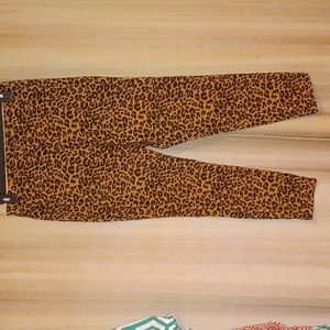 Time and Tru skinny stretch pants